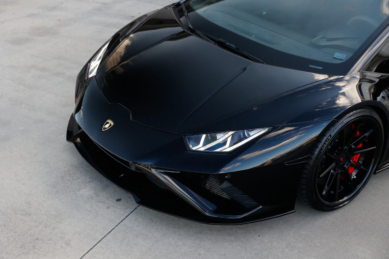 Used 2020 Lamborghini Huracan EVO image 39