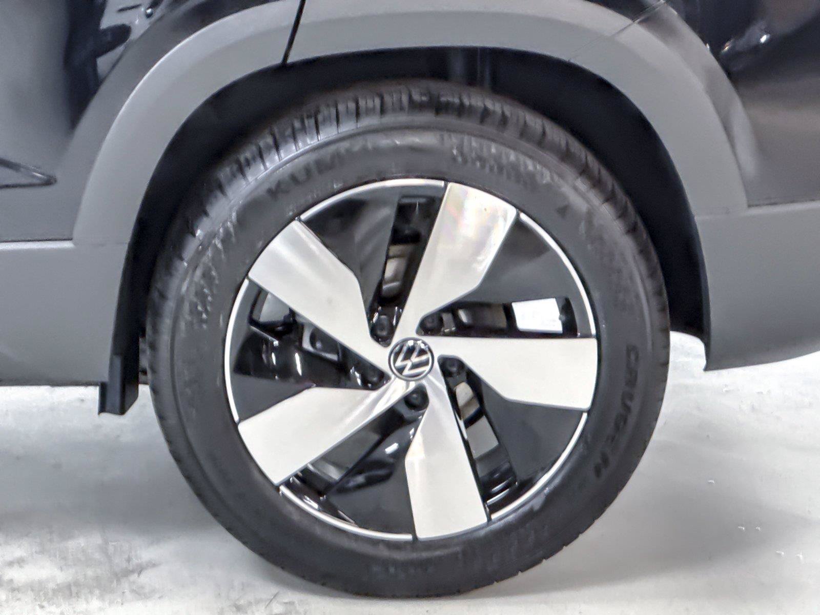 New 2026 Volkswagen Taos S AWD/4WD image 24