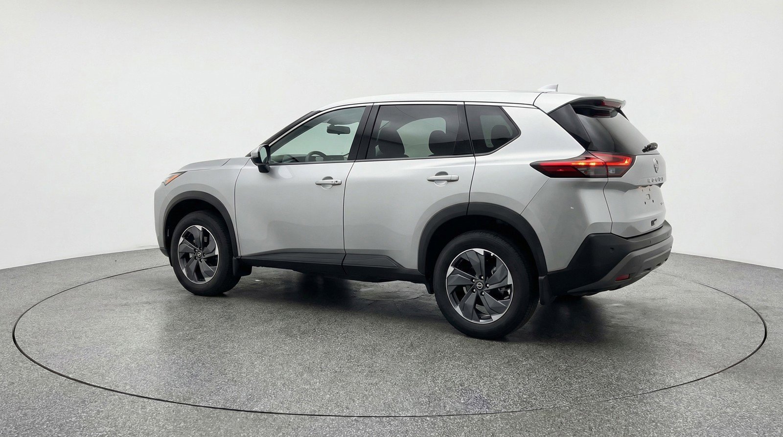 Used 2025 Nissan Rogue SV image 6