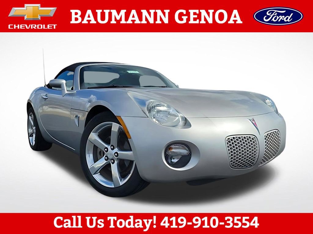 Used 2006 Pontiac Solstice Convertible w/ Premium Package RWD image 4