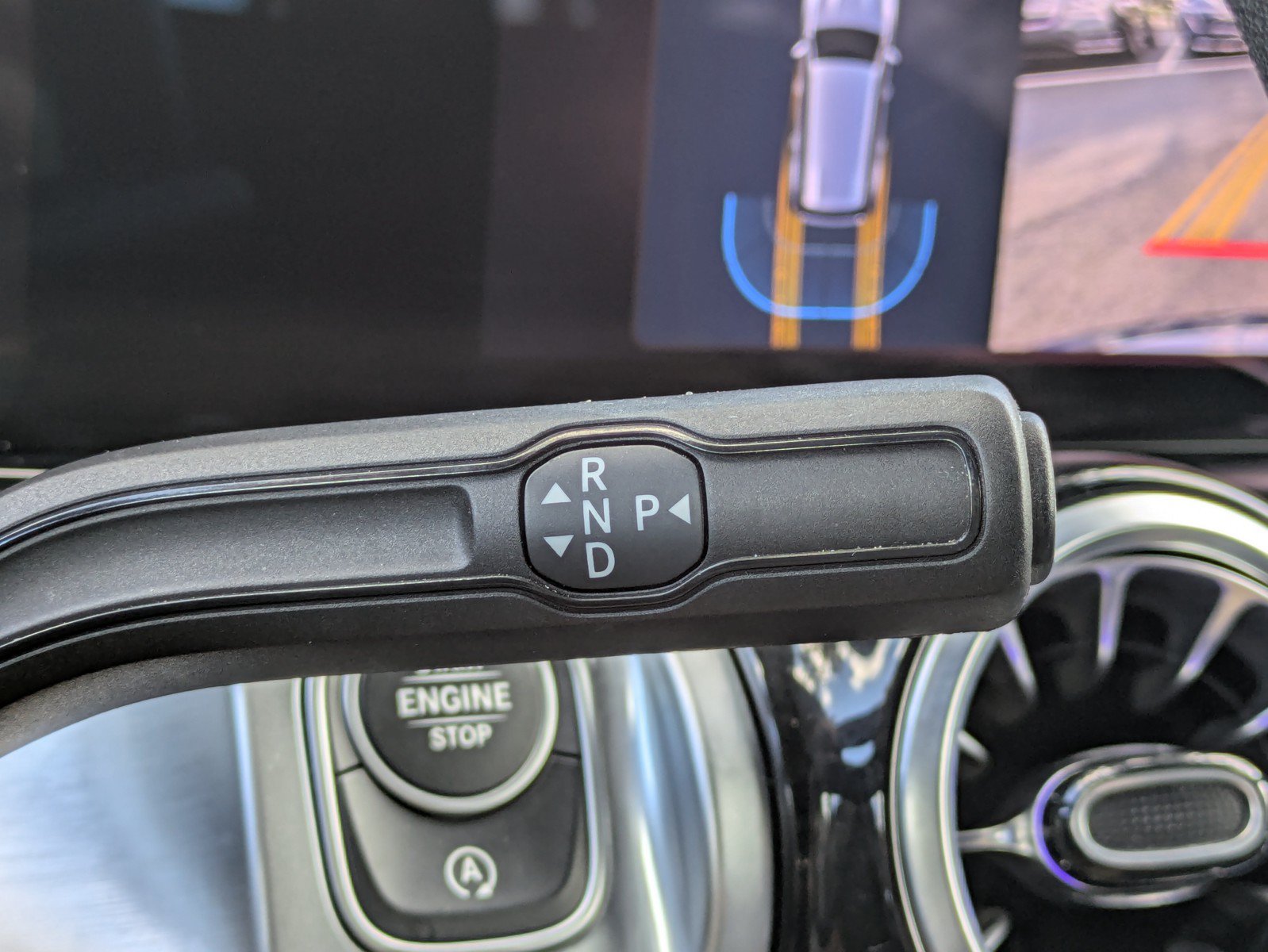 Used 2025 Mercedes-Benz GLB 250 w/ Exclusive Package image 27