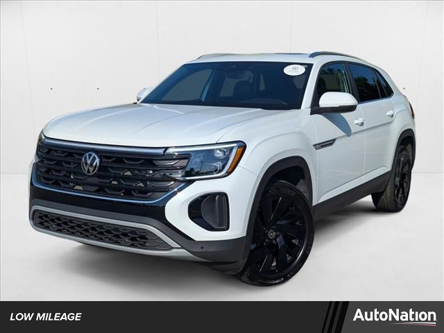 Certified 2025 Volkswagen Atlas Cross Sport SE w/ Panoramic Sunroof Package