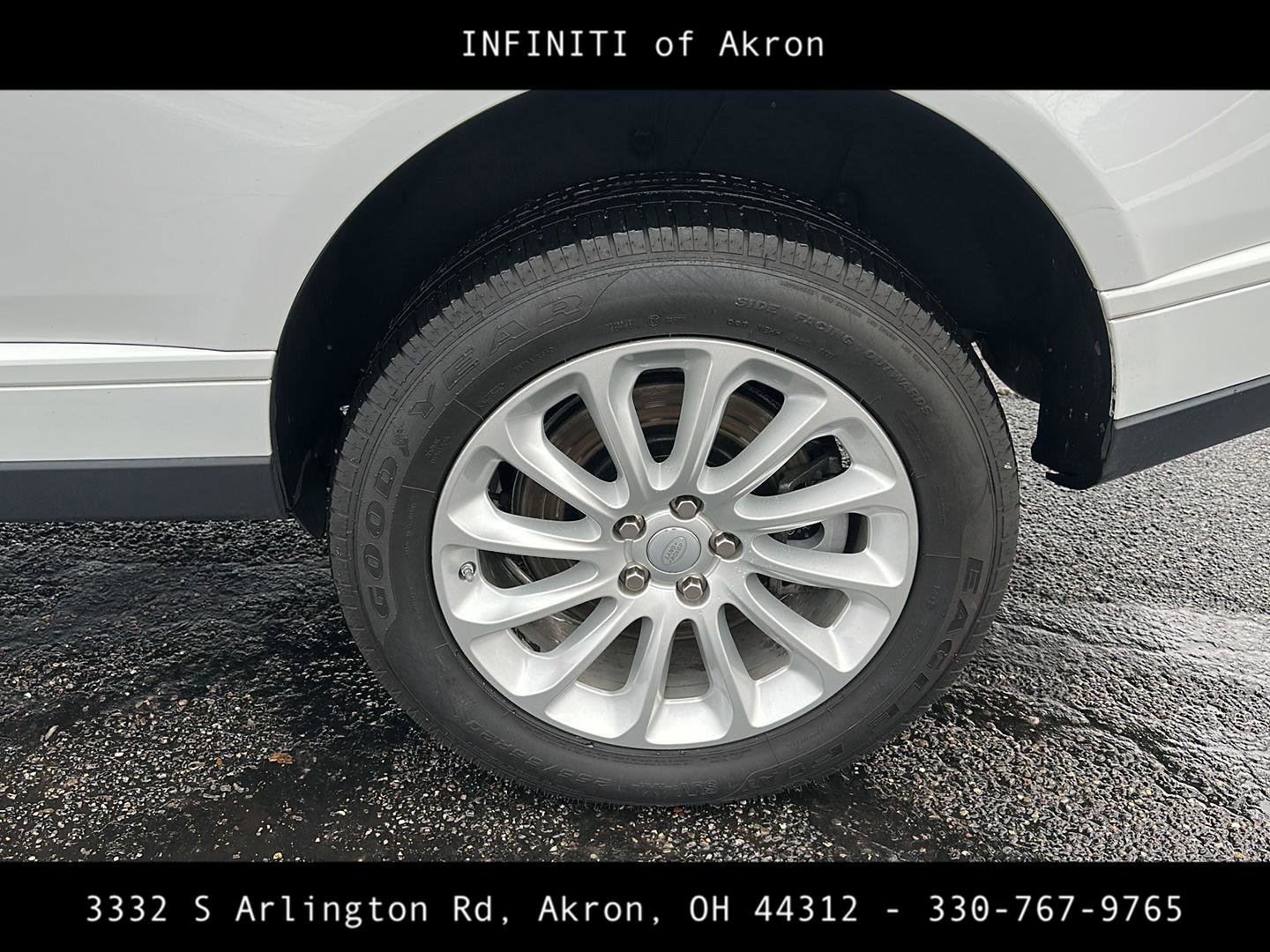 Used 2020 Land Rover Range Rover HSE image 22