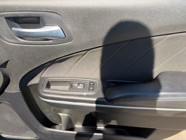 Used 2023 Dodge Charger SXT RWD image 38