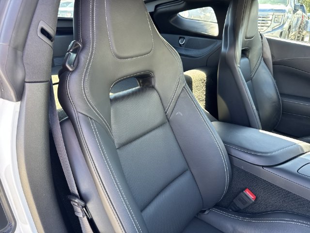 Used 2017 Chevrolet Corvette Stingray Coupe w/ 1LT RWD image 24