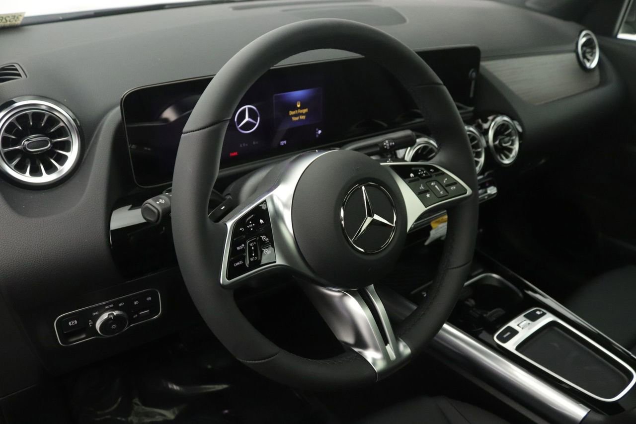 New 2026 Mercedes-Benz GLA 250 GLA 250 image 5