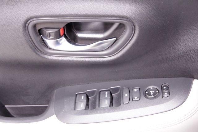 Certified 2023 Honda HR-V LX image 23