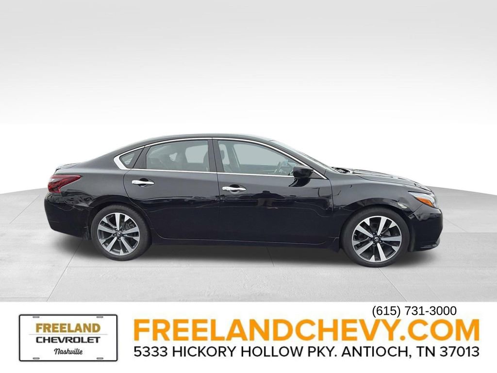 Used 2018 Nissan Altima 2.5 SR image 2