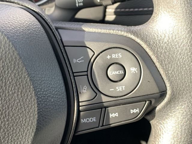 Used 2025 Toyota RAV4 XLE w/ Convenience Package image 28