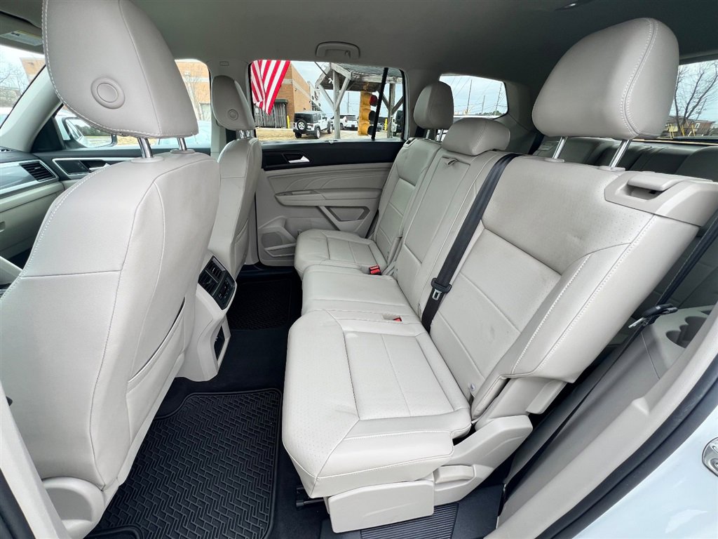 Used 2021 Volkswagen Atlas SE image 18