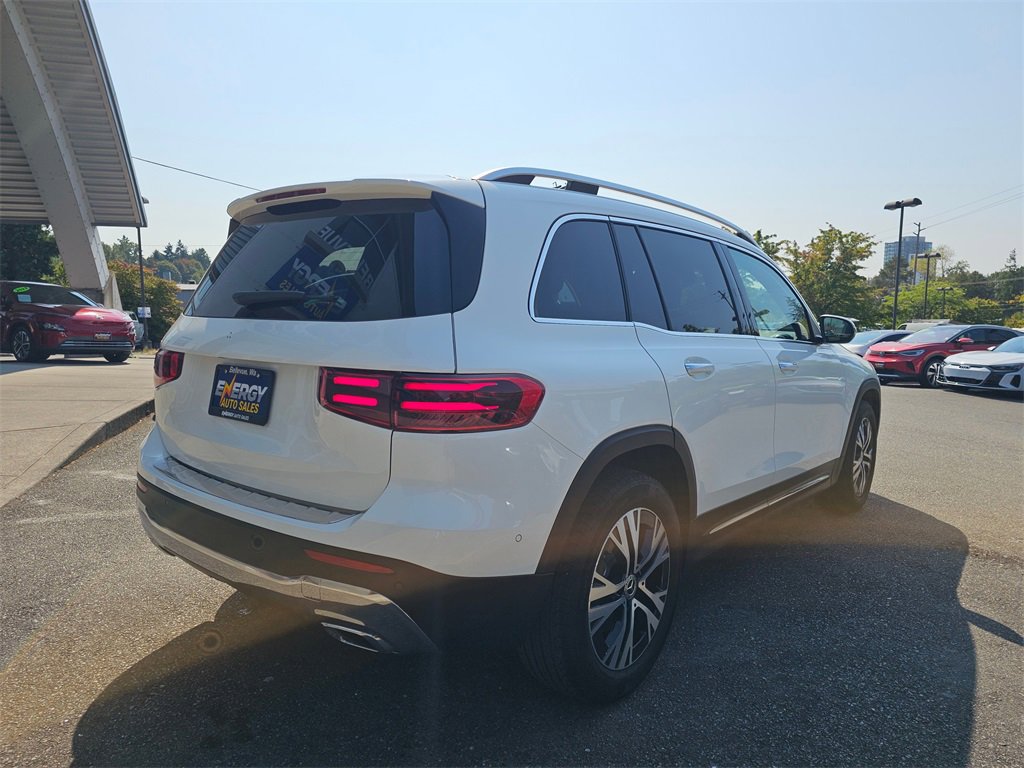 Used 2024 Mercedes-Benz GLB 250 4MATIC image 8