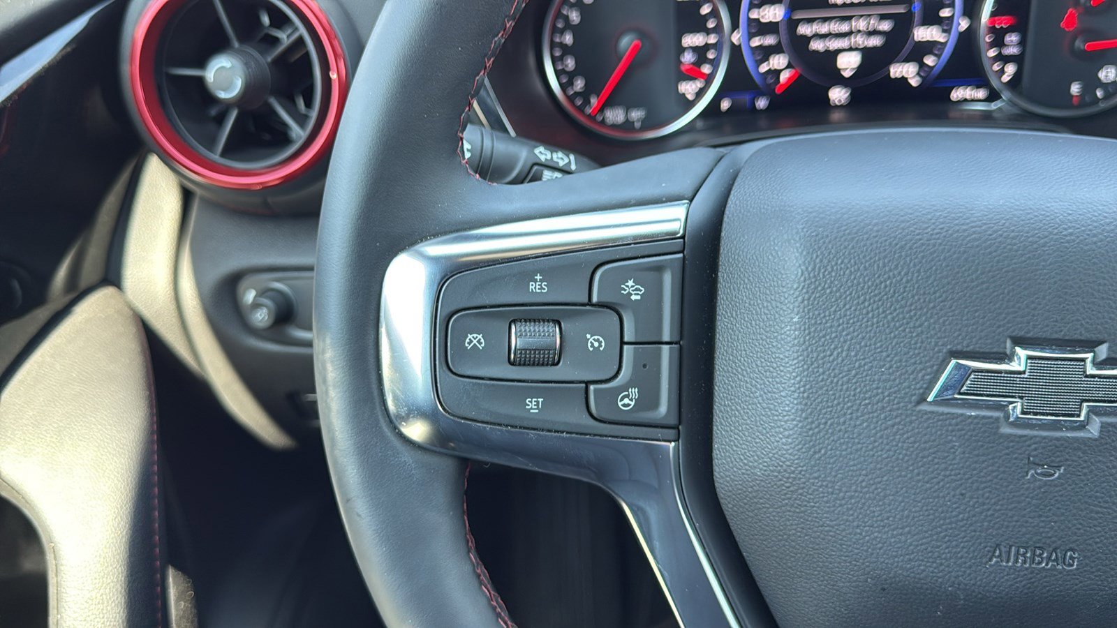 New 2025 Chevrolet Blazer RS w/ Driver Confidence II Package image 19