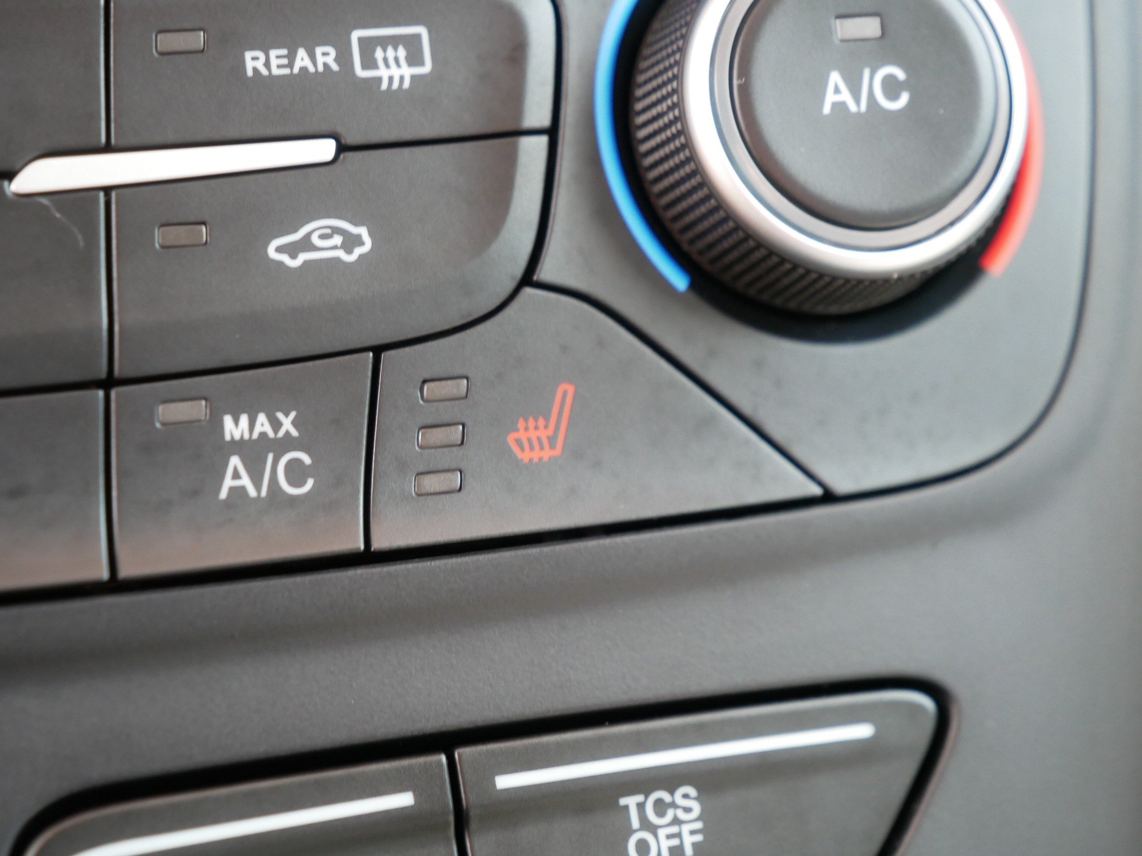 Used 2019 Ford Escape SE AWD/4WD image 32