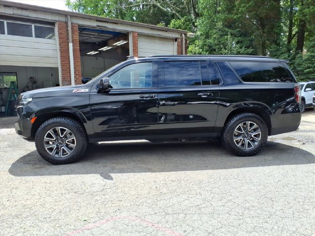 Used 2024 Chevrolet Suburban Z71 w/ Off-Road Capability Package AWD/4WD image 35