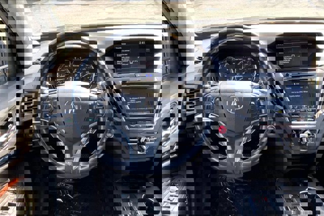 Used 2020 Acura MDX SH-AWD image 4