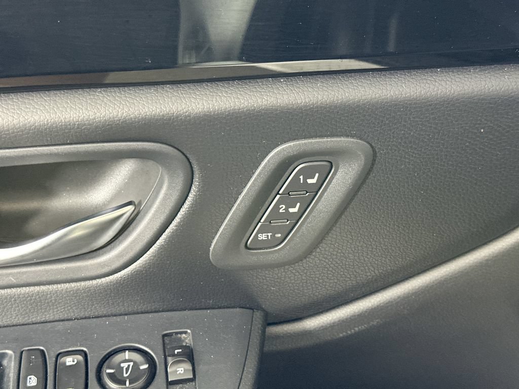 Used 2023 Honda Pilot Touring image 22