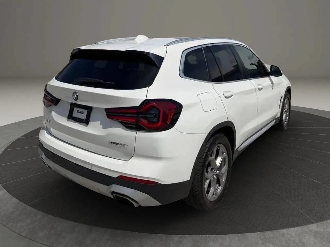 Used 2022 BMW X3 xDrive30i w/ Premium Package 2 AWD/4WD image 7