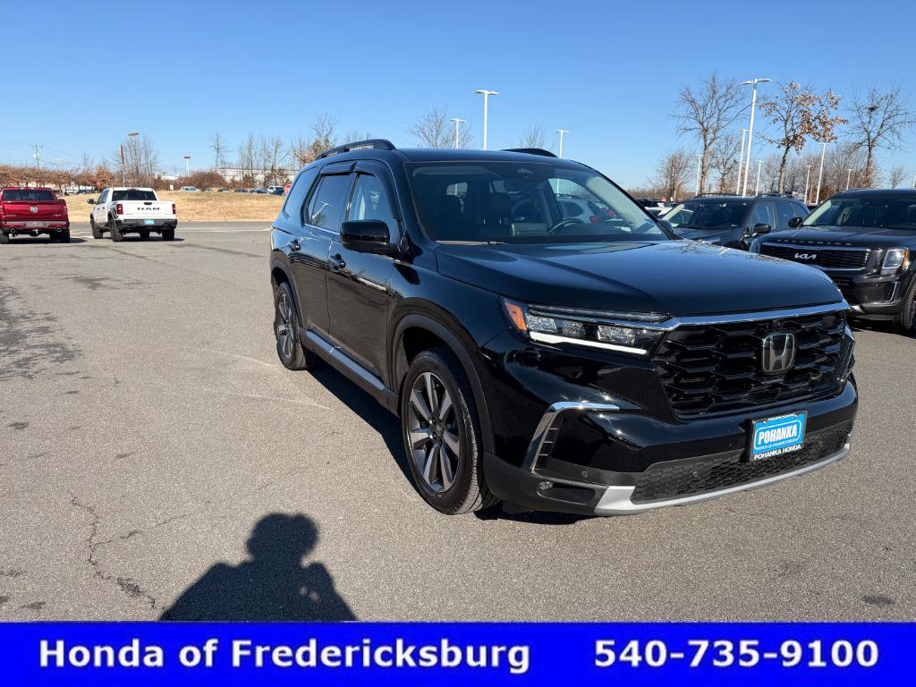 Certified 2025 Honda Pilot Elite image 8