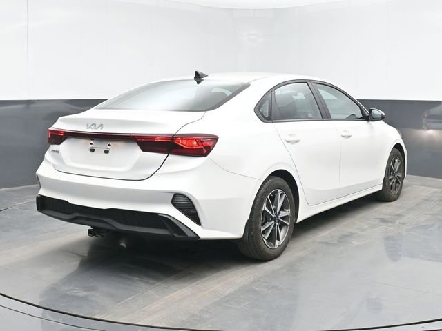 Used 2023 Kia Forte LXS w/ LXS Technology Package FWD image 14