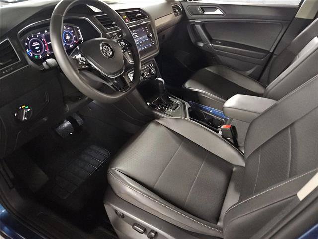 Used 2020 Volkswagen Tiguan SEL w/ Tiguan Three-Row MDO Package FWD image 10