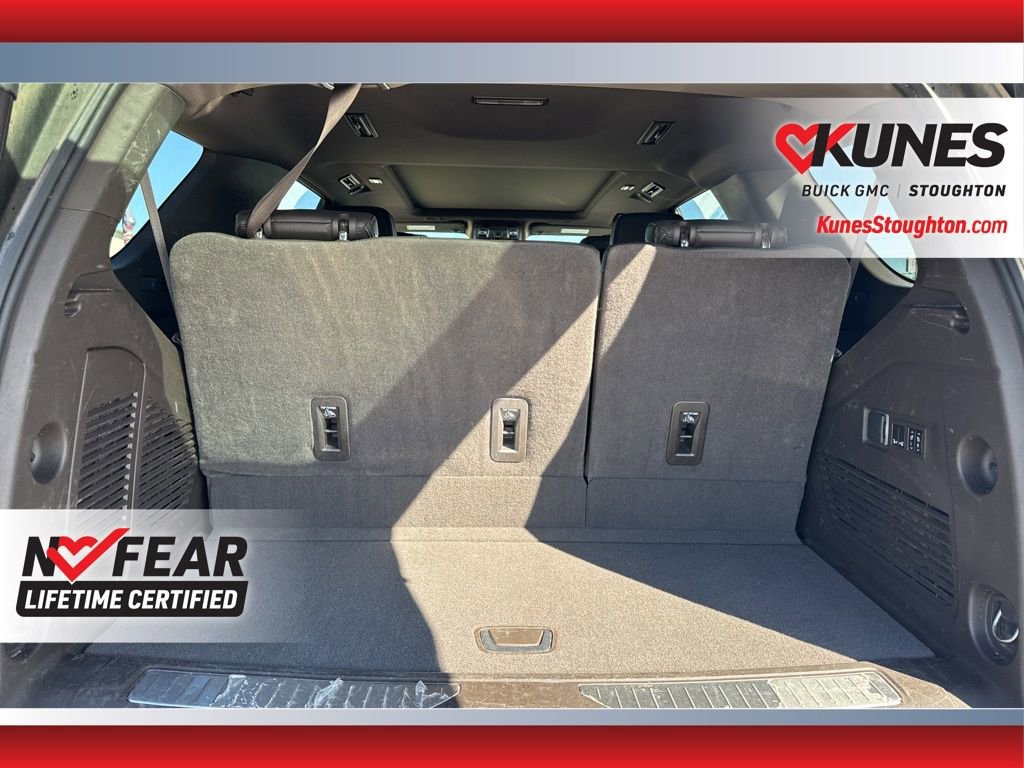 Used 2024 GMC Yukon Denali w/ Denali Reserve Package image 45