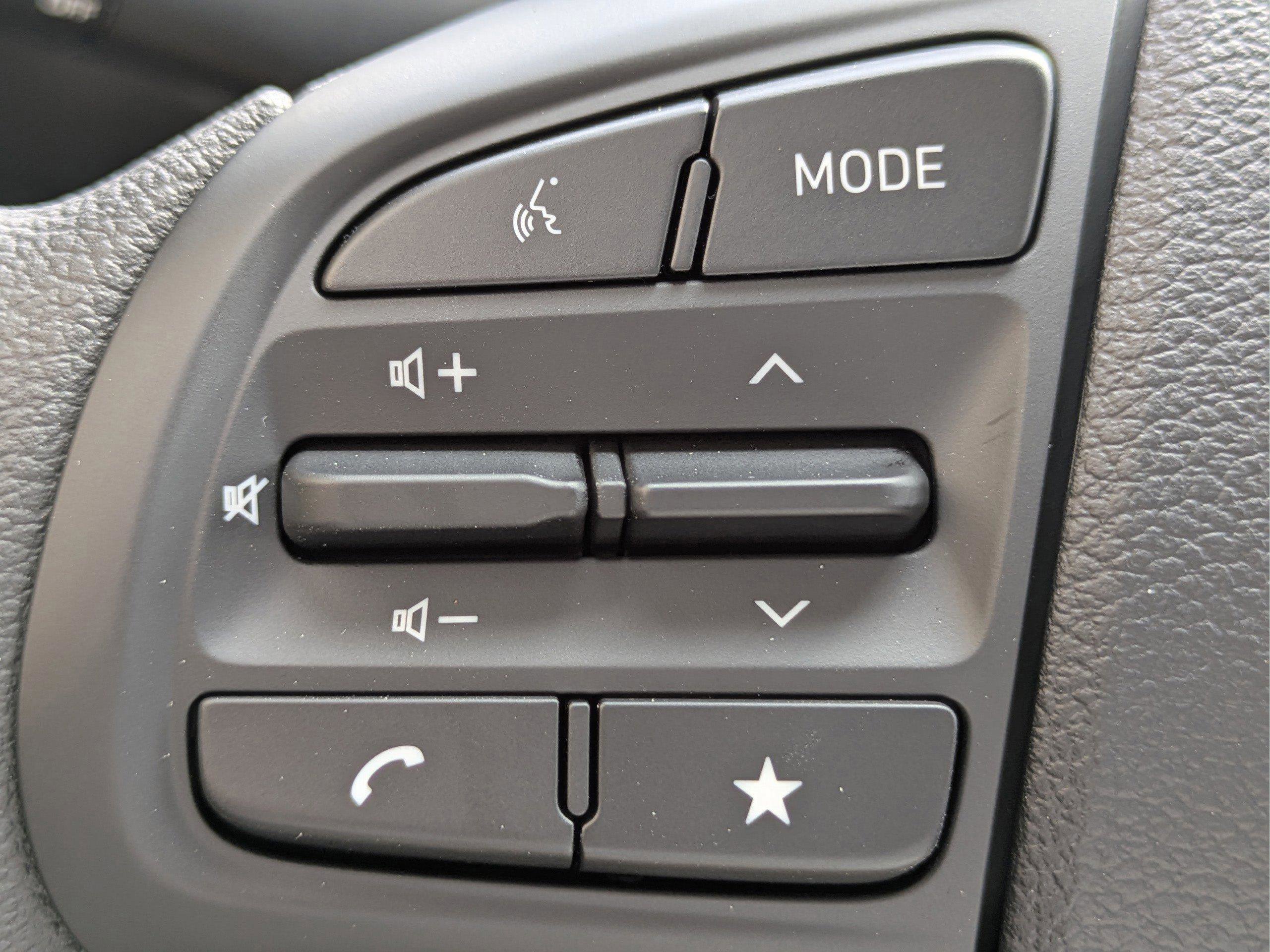 New 2026 Hyundai Venue SE image 27