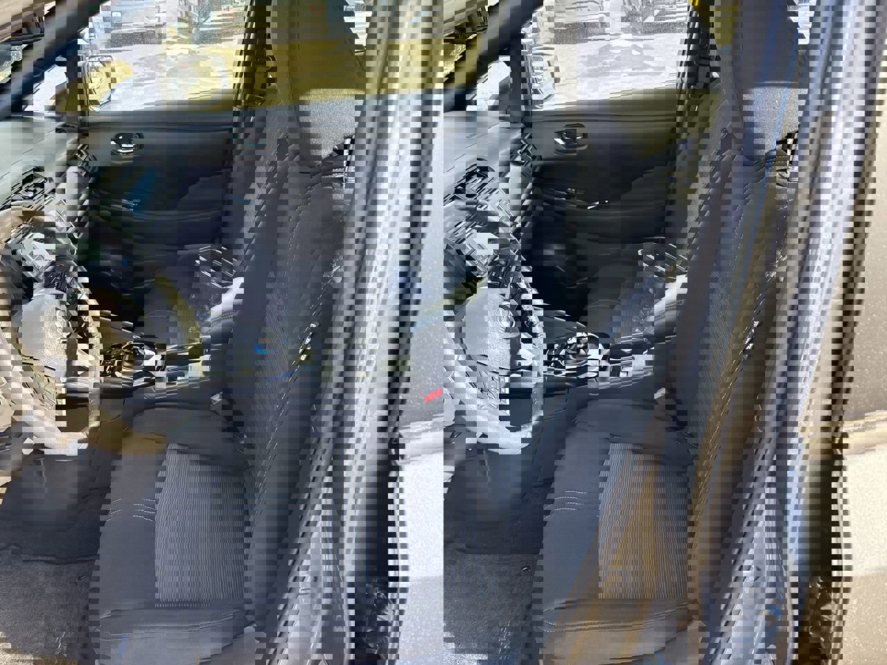 Used 2023 Nissan Leaf SV Plus image 14