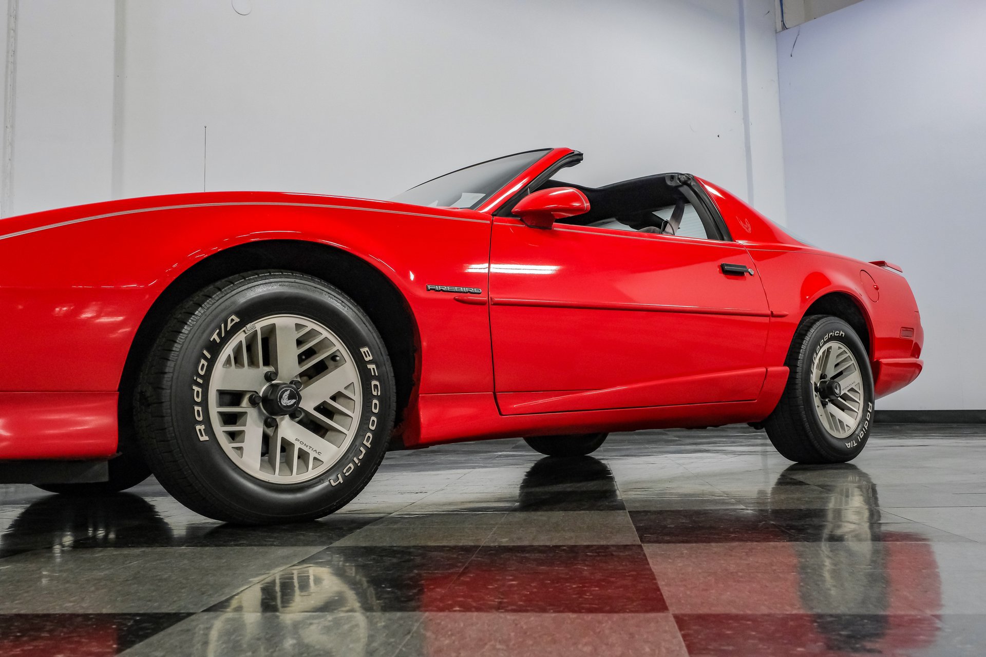 Used 1992 Pontiac Firebird Coupe RWD image 22
