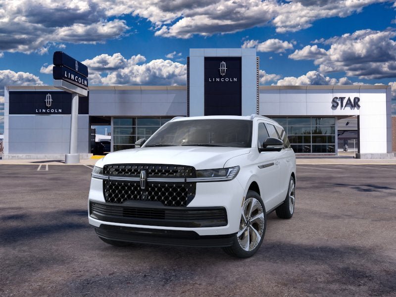New 2026 Lincoln Navigator Black Label AWD/4WD image 2