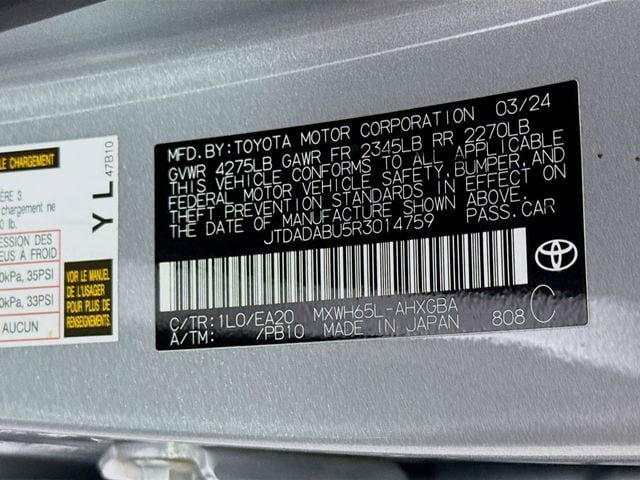 Used 2024 Toyota Prius XLE AWD/4WD image 31