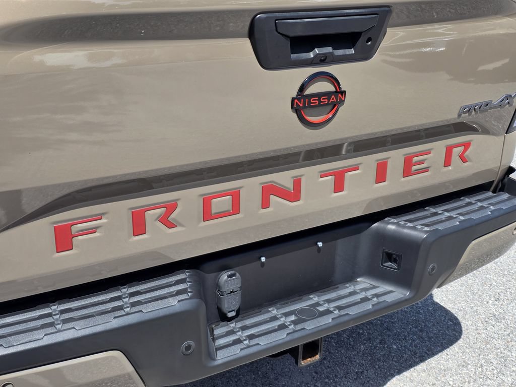 Used 2023 Nissan Frontier PRO-4X w/ Pro-4X Premium Package AWD/4WD image 8