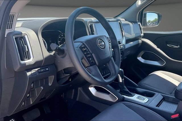 Certified 2026 Nissan Frontier SV w/ All-Weather Content Package AWD/4WD image 12