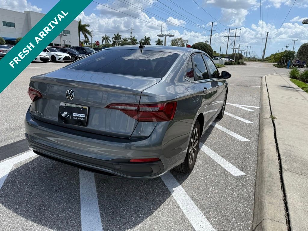 Used 2022 Volkswagen Jetta S image 16