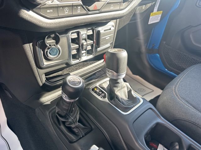 New 2026 Jeep Gladiator Sport AWD/4WD image 15