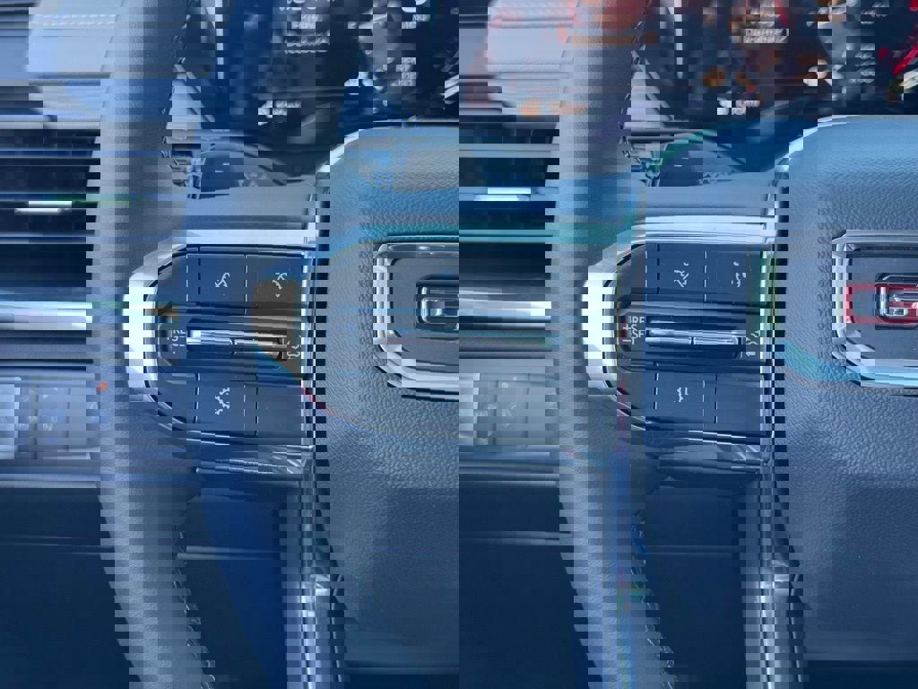 New 2026 GMC Acadia Elevation image 26