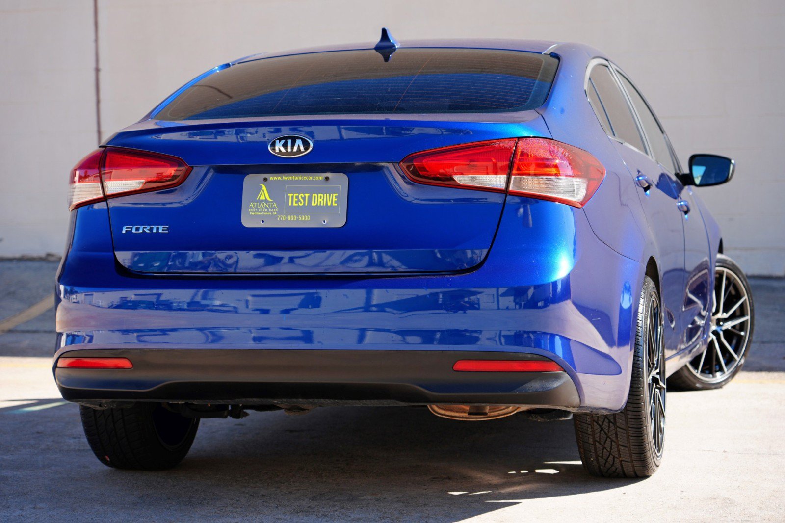 Used 2017 Kia Forte LX FWD image 4