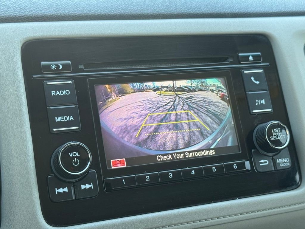 Used 2020 Honda HR-V LX image 23