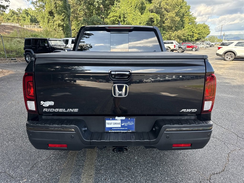 Used 2018 Honda Ridgeline Black Edition image 6