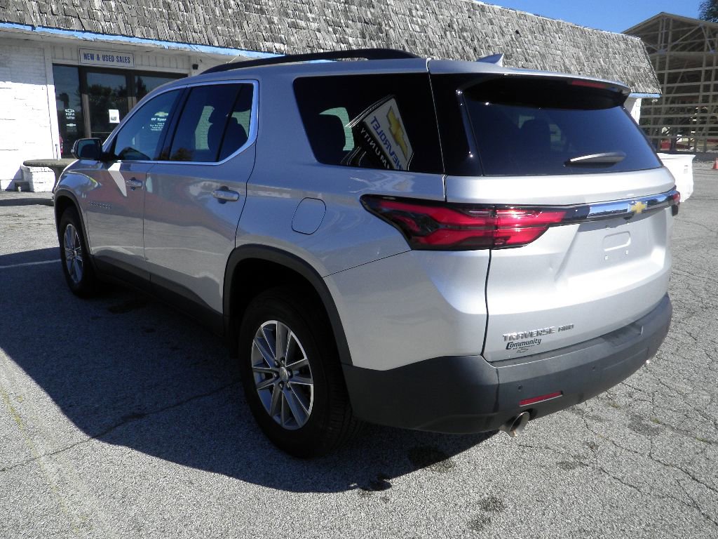 Used 2022 Chevrolet Traverse LT w/ LPO, Cargo Package image 5