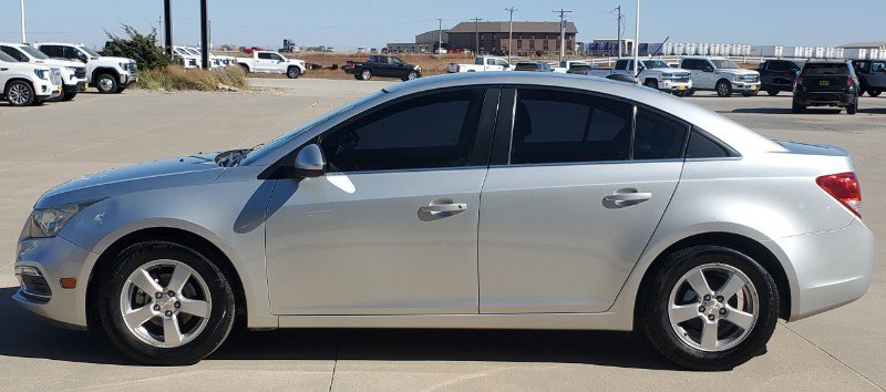 Used 2016 Chevrolet Cruze LT image 5
