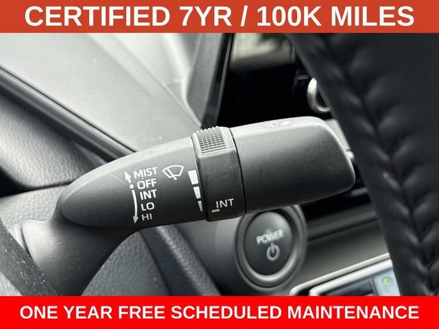 Used 2025 Toyota Prius LE FWD image 25