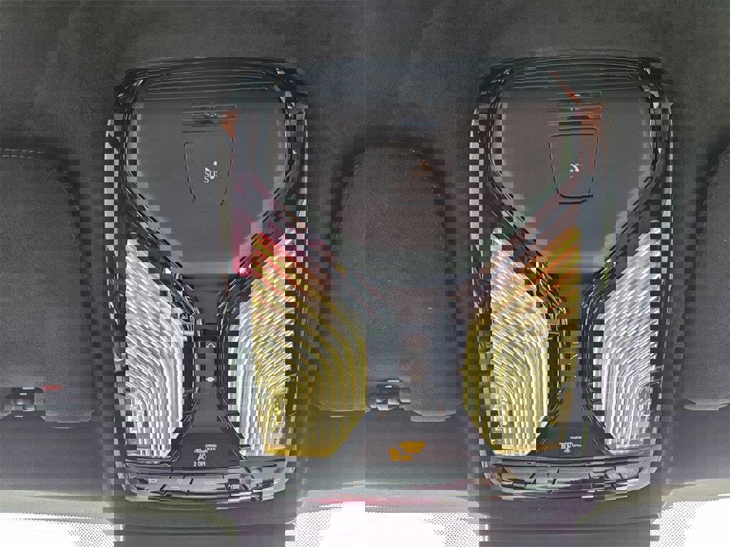 New 2026 BMW X7 M60i image 18