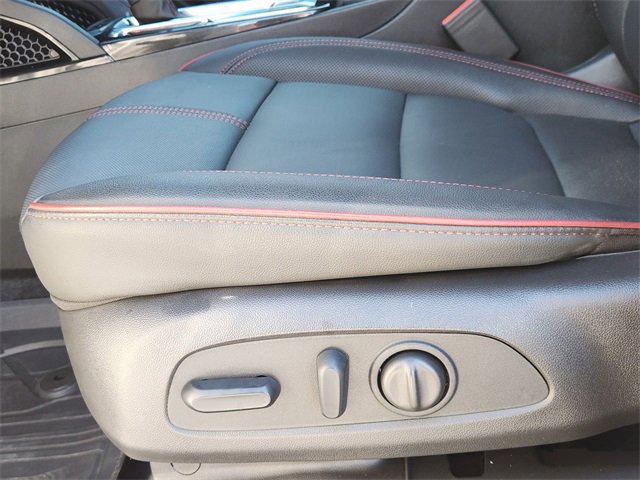 Used 2025 Chevrolet TrailBlazer RS w/ Convenience Package image 18