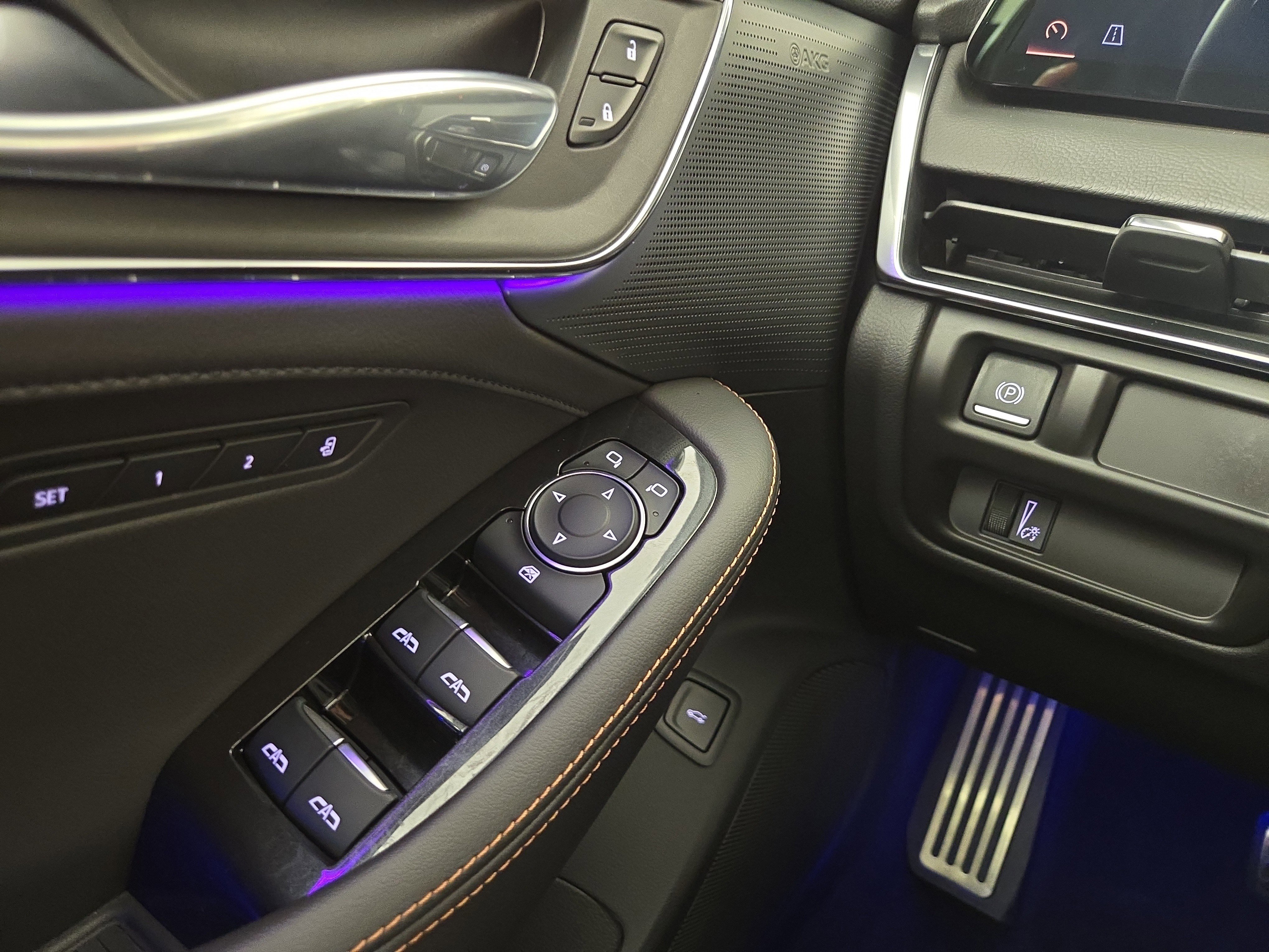 Certified 2025 Cadillac CT5 Sport w/ Sun And Sound Package AWD/4WD image 31