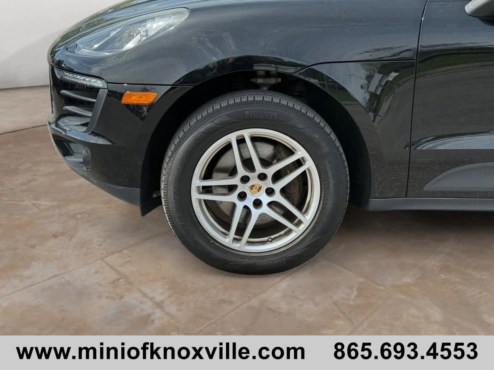 Used 2018 Porsche Macan AWD/4WD image 9