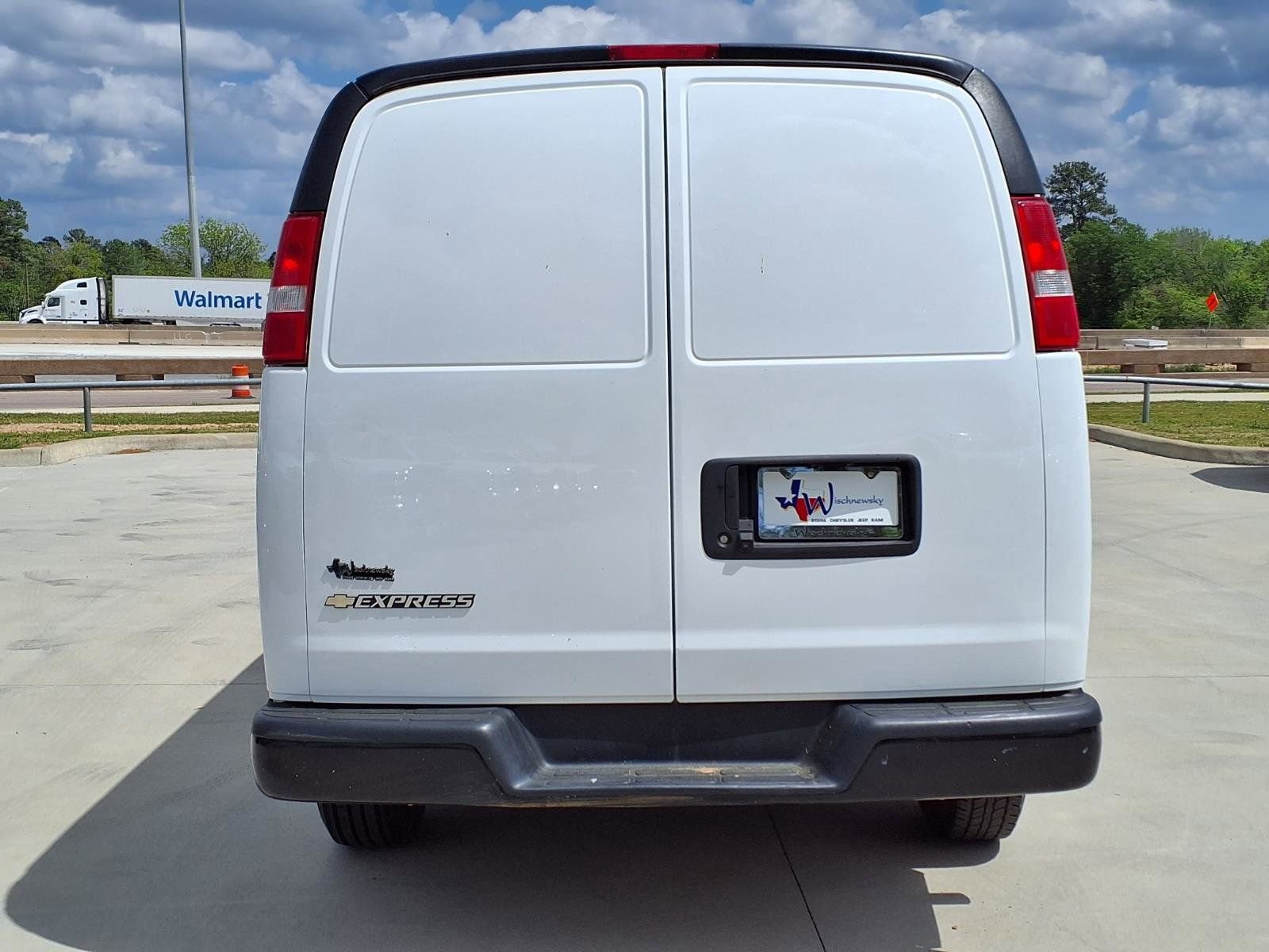 Used 2023 Chevrolet Express 2500 Extended w/ Driver Convenience Package image 8