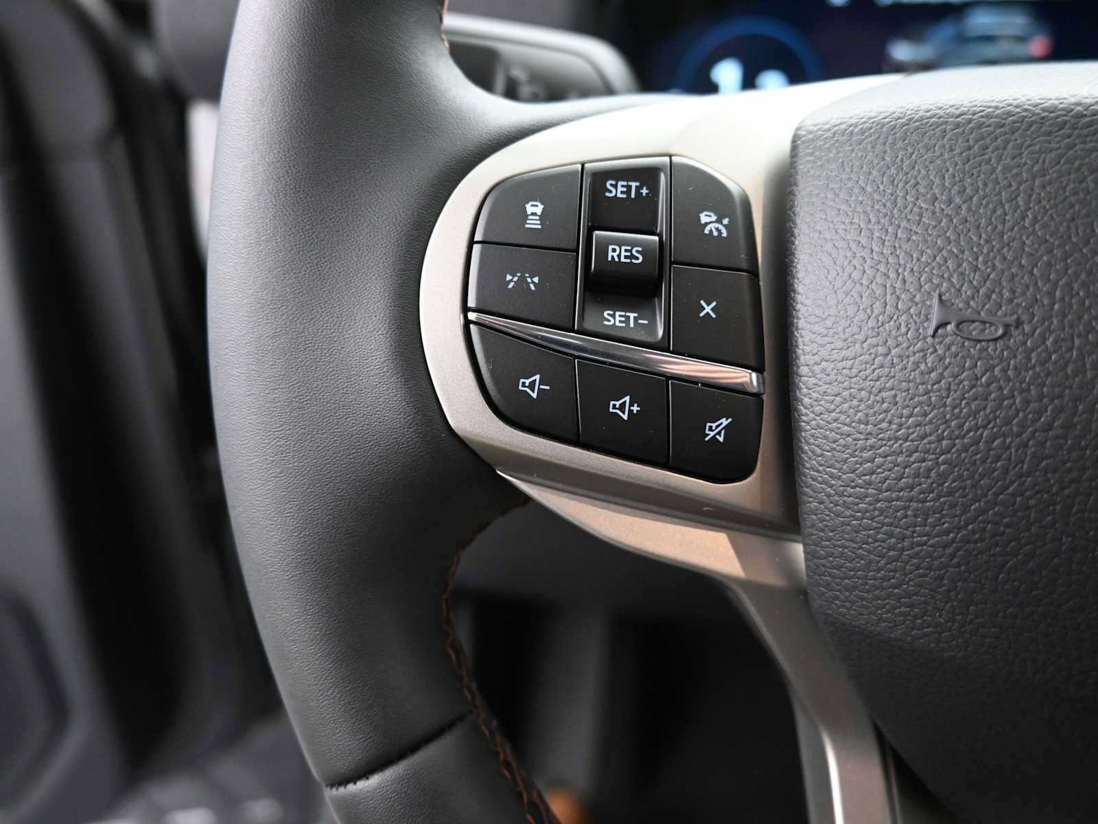 New 2026 Ford Explorer Active w/ Active Comfort Package AWD/4WD image 24