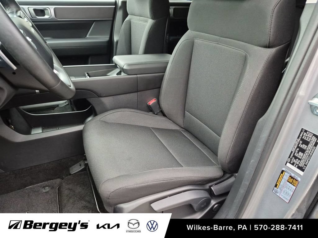 Used 2024 Hyundai Santa Fe SE AWD/4WD image 12