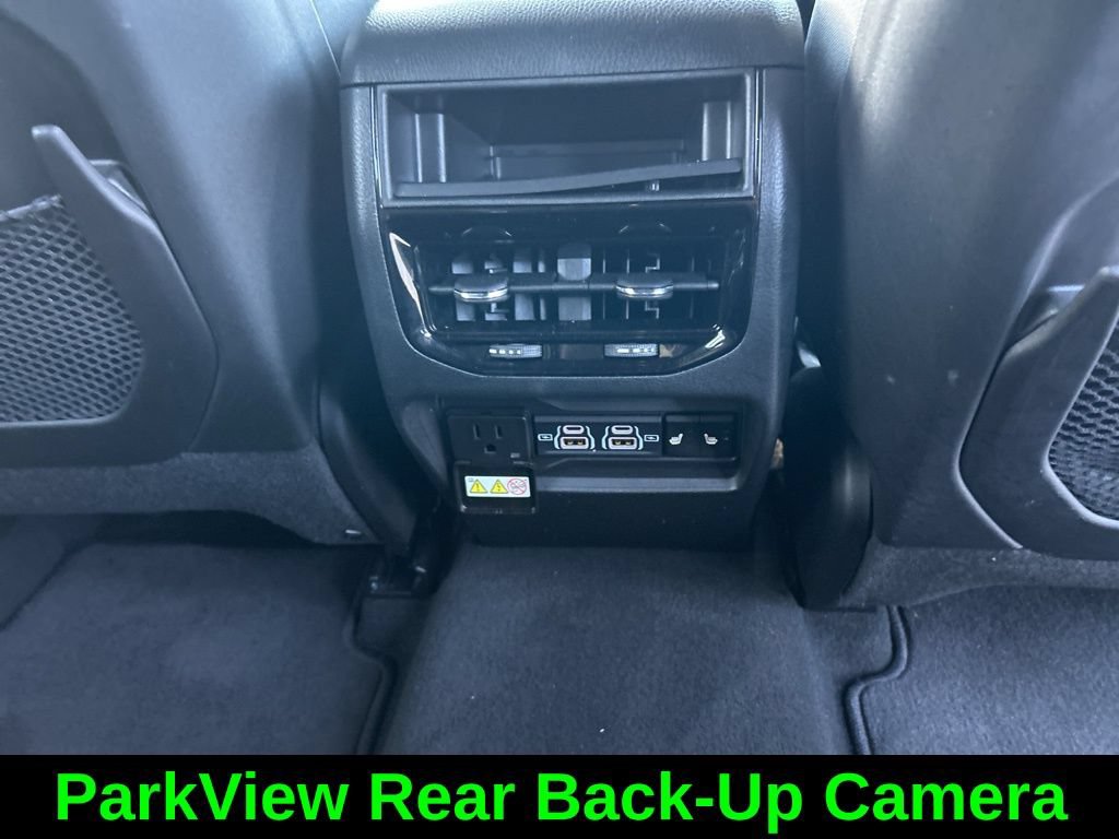 Used 2024 Jeep Grand Cherokee Limited AWD/4WD image 29