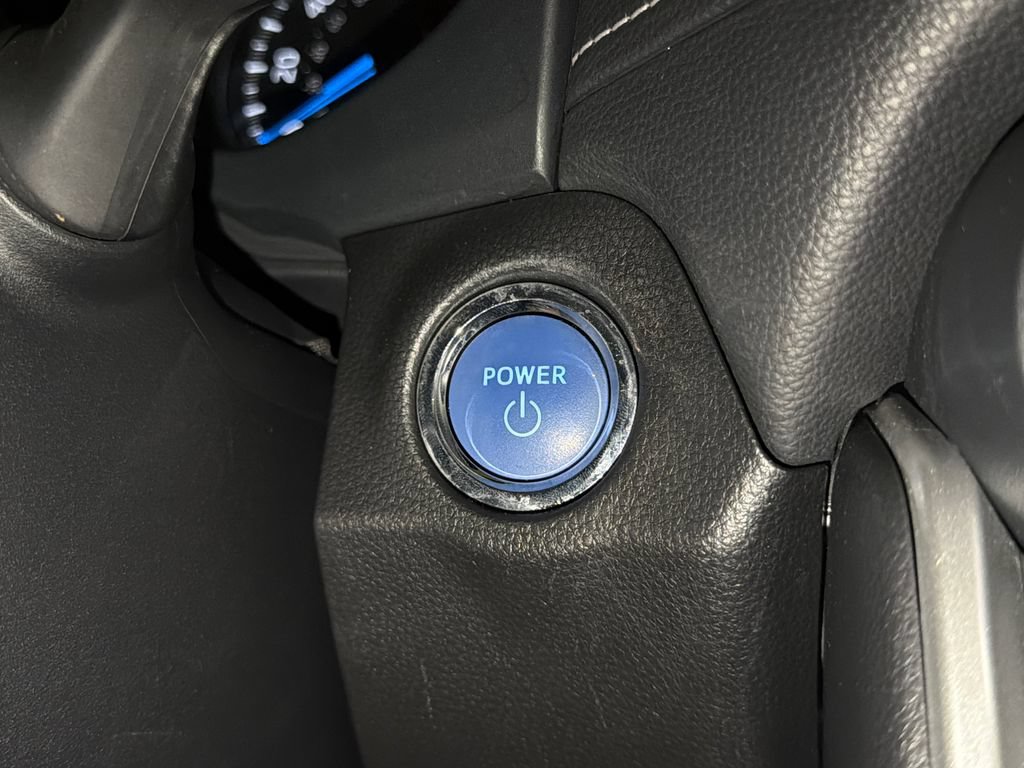Used 2022 Toyota RAV4 XLE Premium AWD/4WD image 34